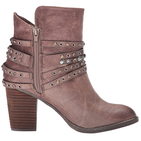 Dazzling Studded Rhinestones Distressed Ankle Boot - Picture 6 of 7